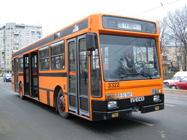 Autobuzele Iveco (ex-Milano) ale RATB _B3322-116:3