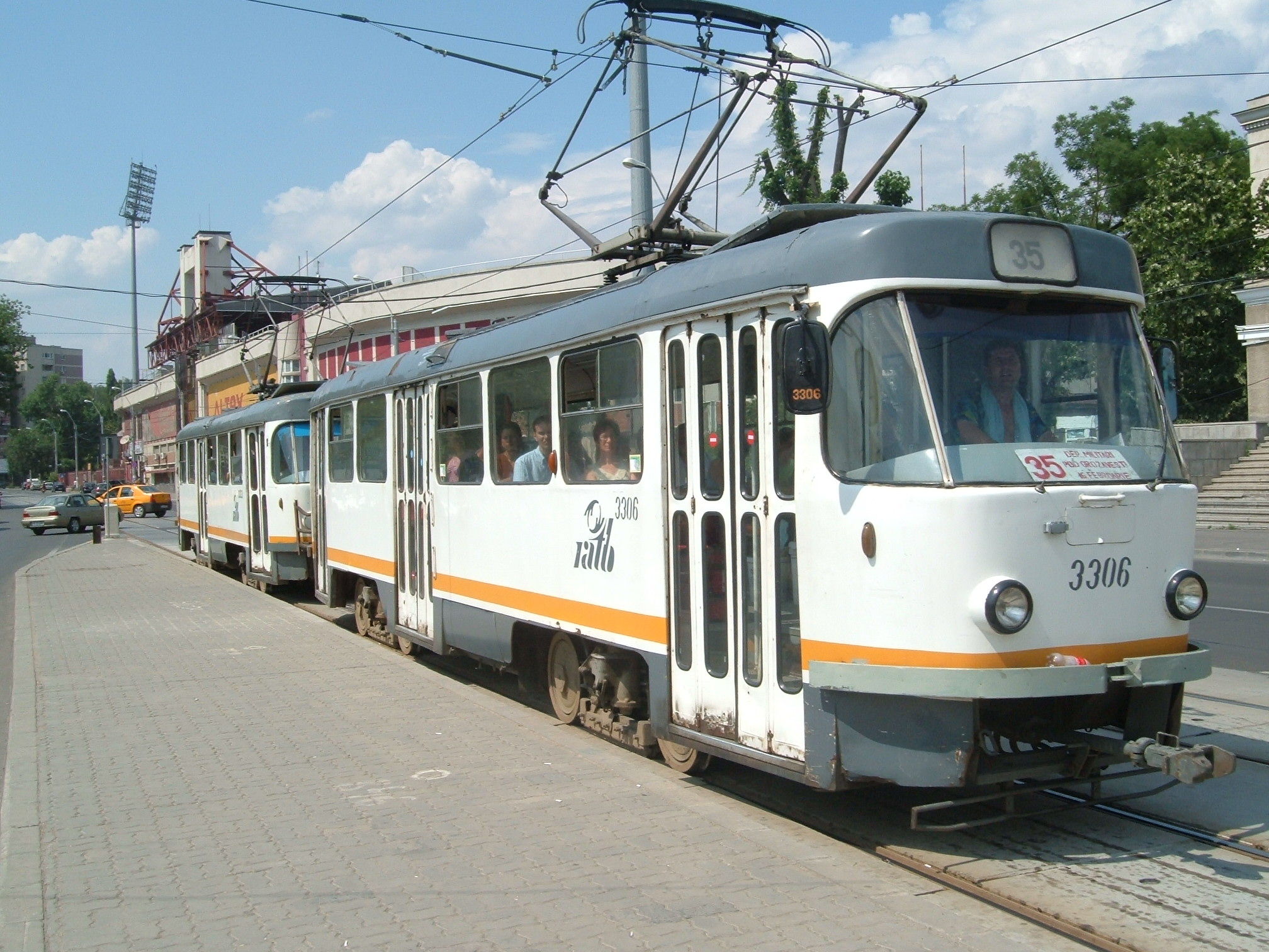 tatra t4 tram